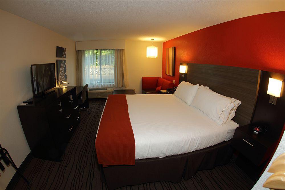 Holiday Inn Express Brentwood-South Cool Springs By Ihg Экстерьер фото