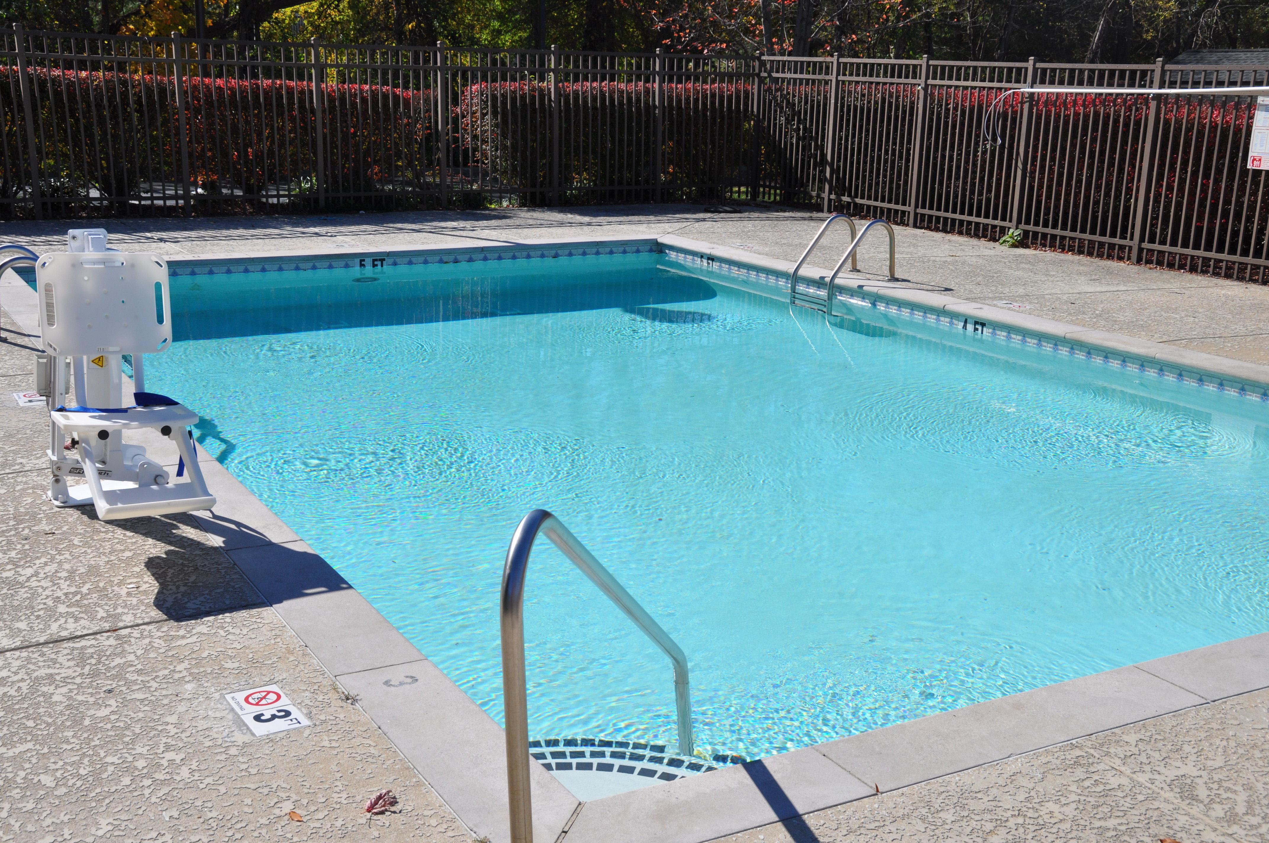 Holiday Inn Express Brentwood-South Cool Springs By Ihg Экстерьер фото
