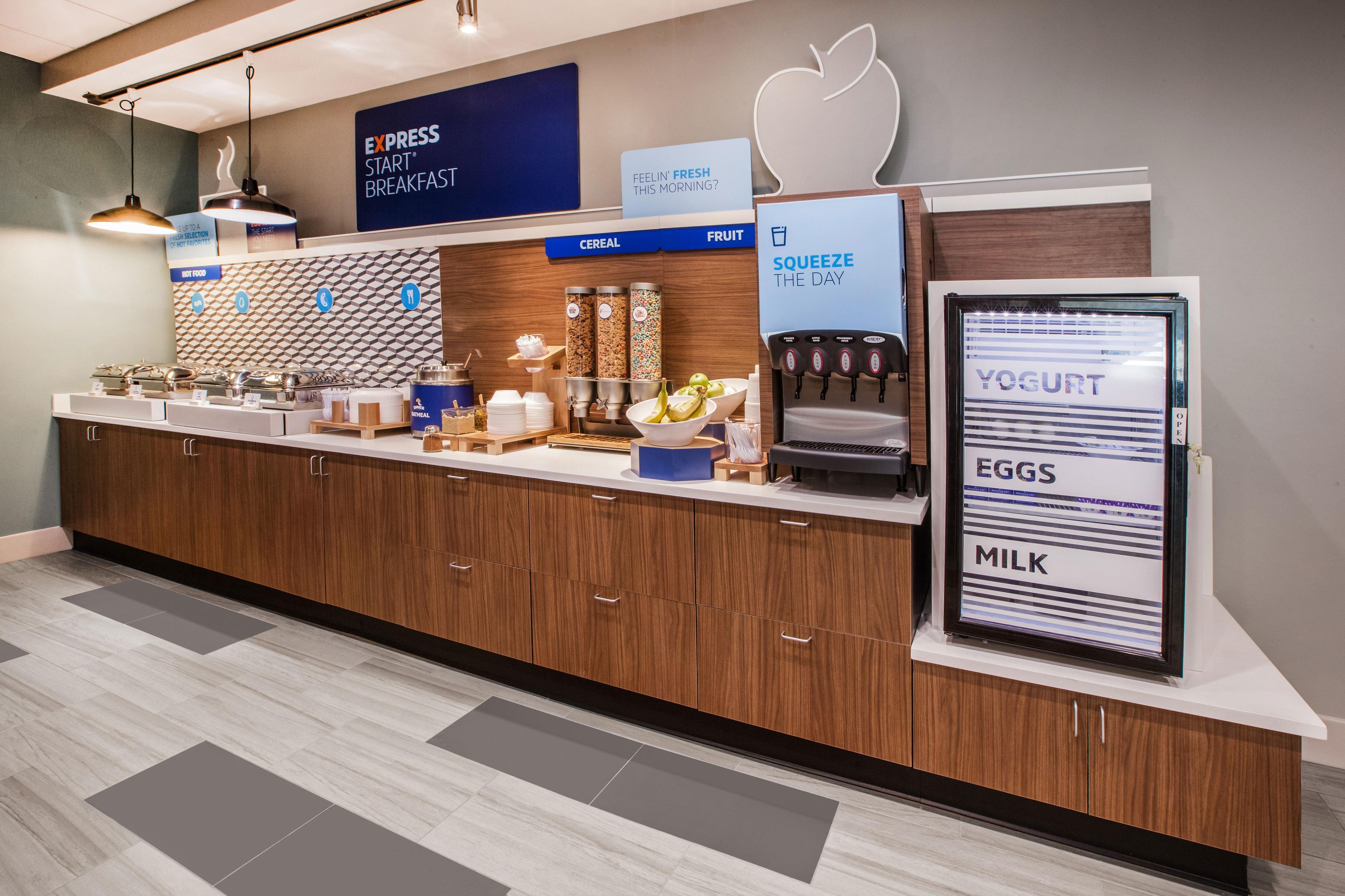 Holiday Inn Express Brentwood-South Cool Springs By Ihg Экстерьер фото